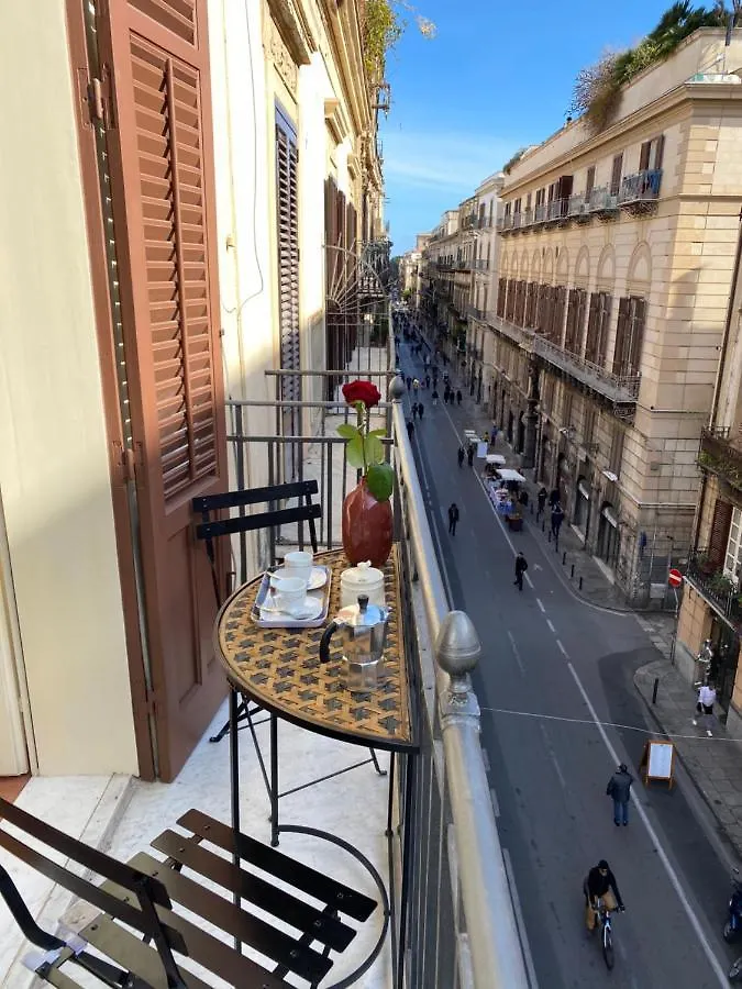アパート Casa Vacanze Antico Cassaro パレルモ