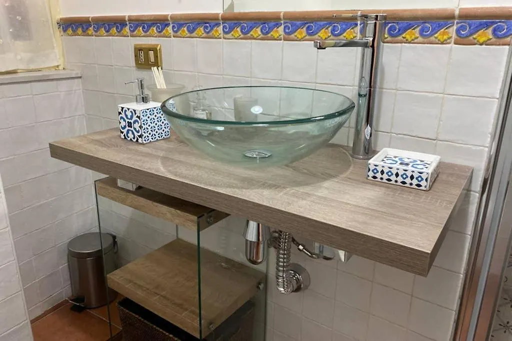 Casa Vacanze Antico Cassaro パレルモ 0*,  イタリア